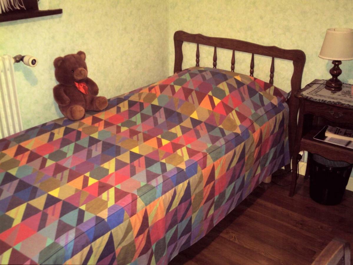 Chambres D'Hotes Et Gite Chez Martine 巴尔 外观 照片