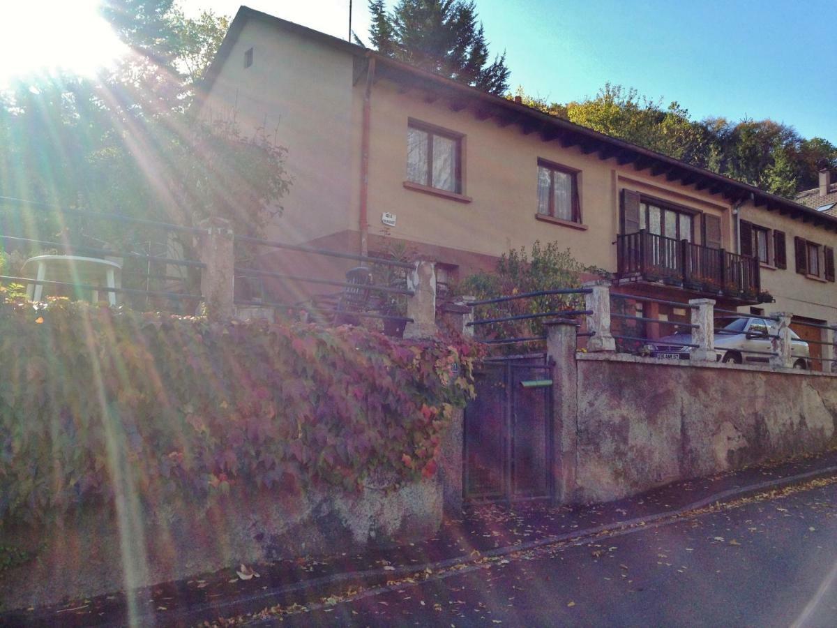Chambres D'Hotes Et Gite Chez Martine 巴尔 外观 照片