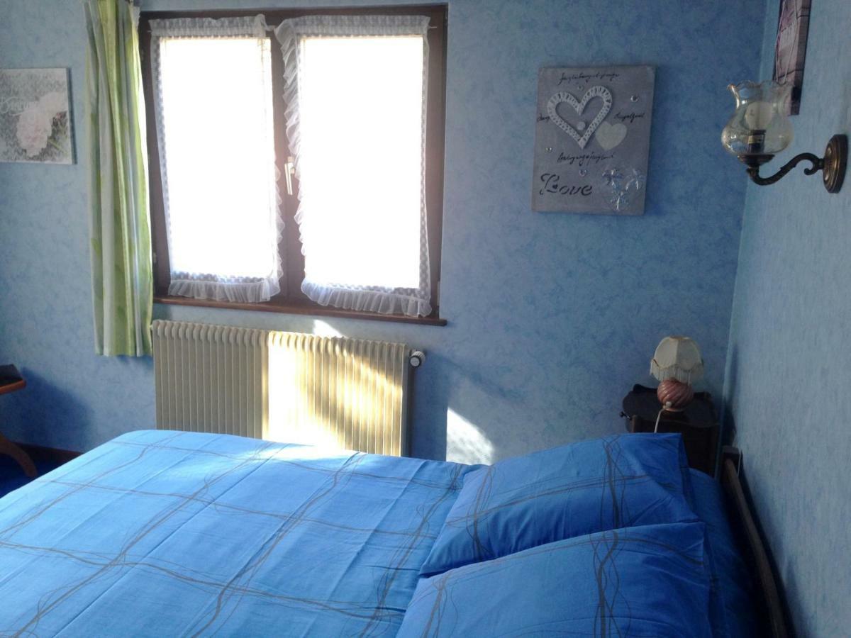Chambres D'Hotes Et Gite Chez Martine 巴尔 外观 照片